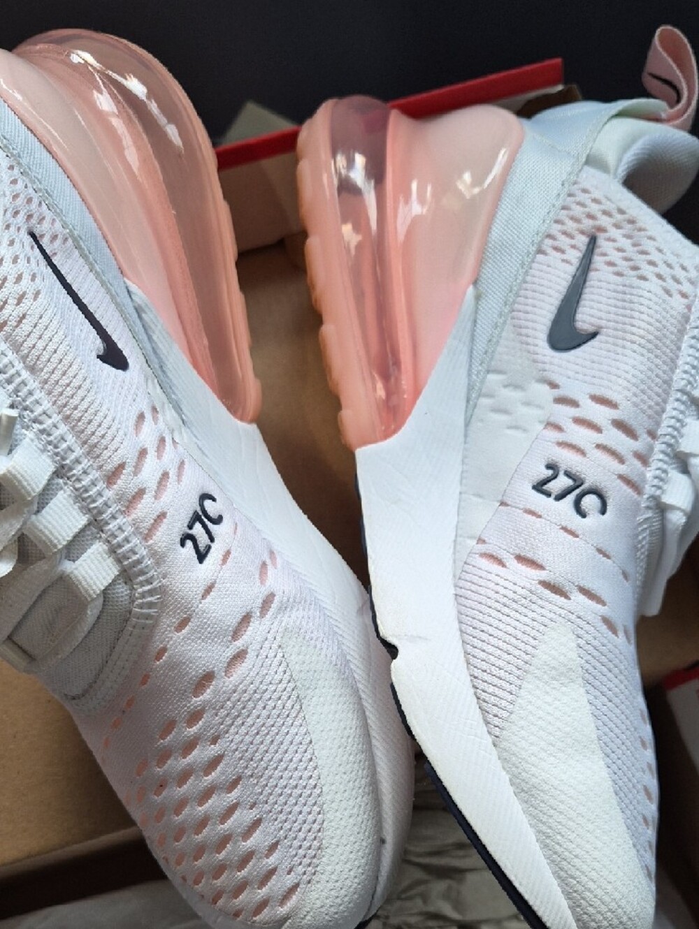 Nike Women’s Moto 2K Air270 White Sneakers with Pink Air Heel - Picture 12 of 12